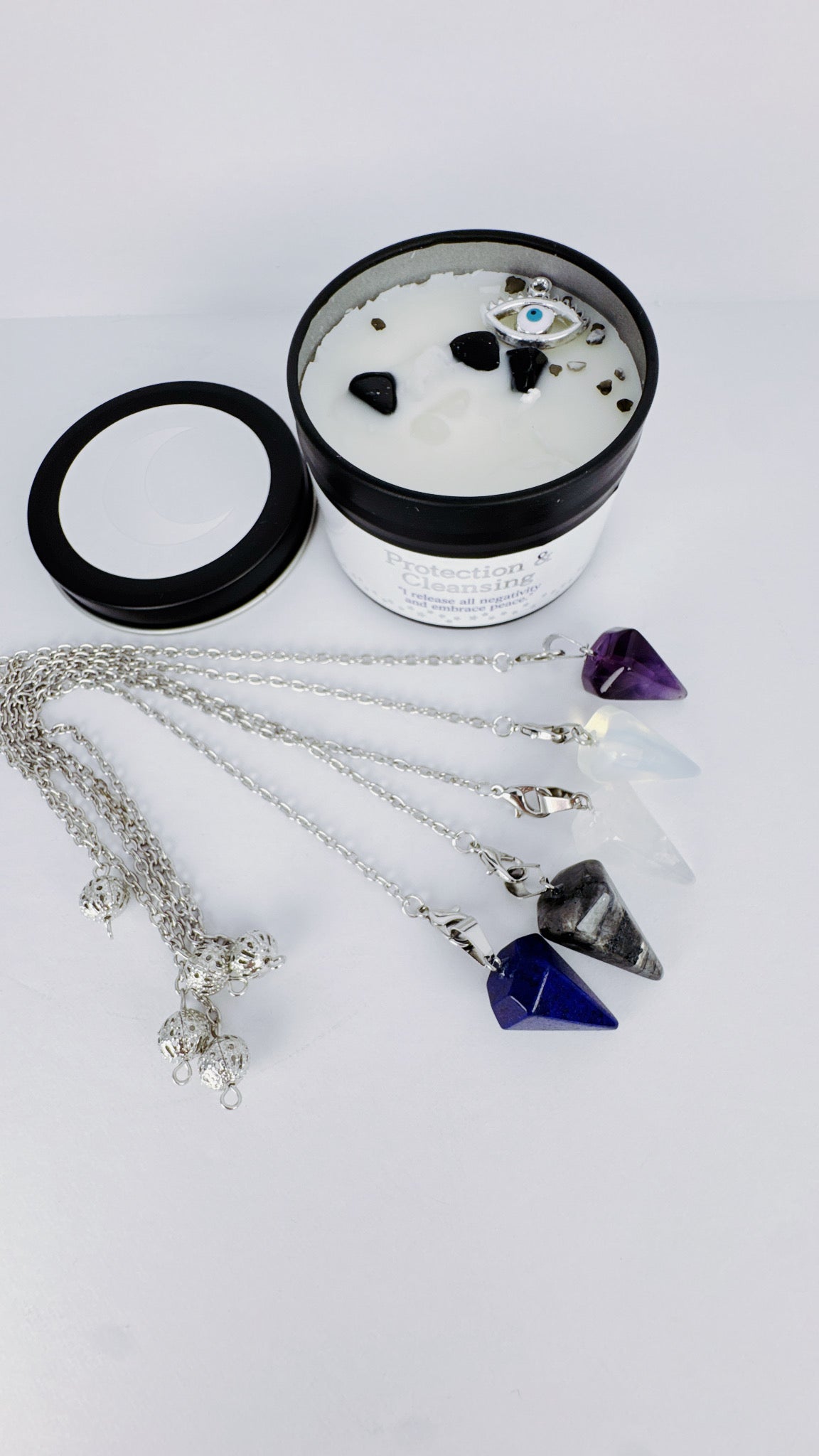 Pendulum with chain